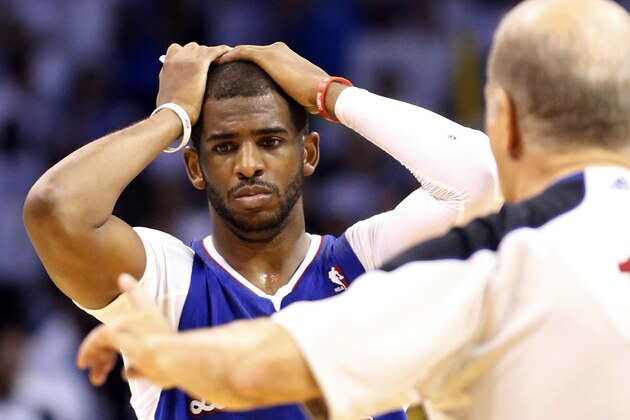 Los Angeles Clippers guard Chris Paul reacts after being called for a foul on Oklahoma City Thunder guard Russell Westbrook in the final seconds of the fourth quarter of Game 5 of the Western Conference semifinal NBA basketball playoff series in Oklahoma City, Tuesday, May 13, 2014. Oklahoma City won 105-104. (AP Photo)