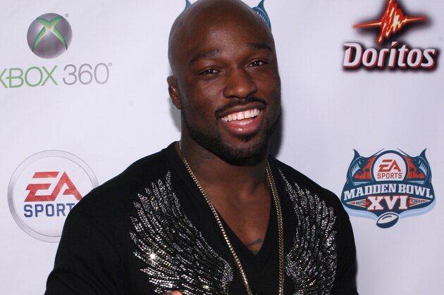 Strikeforce fighter Muhammed King Mo Lawal arrives at the EA SPORTS Xbox 360 Madden Bowl to take on some of the NFL’s brightest stars for ultimate Madden NFL 10 Xbox 360 bragging rights during Super Bowl week on February 4, 2010 in Miami, FL. (Casey Rodgers / AP Images for Xbox 360)