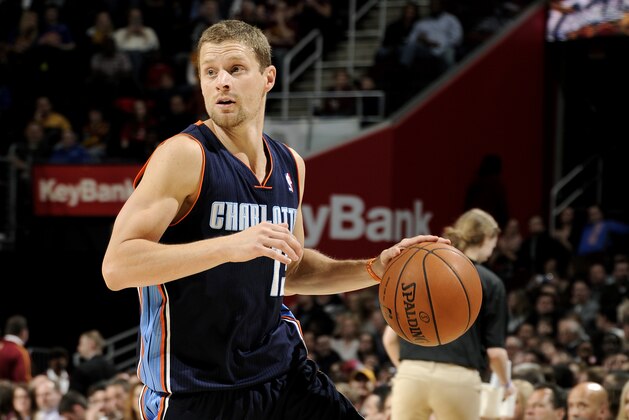 CLEVELAND, OH - APRIL 5:  Luke Ridnour #13 of the Charlotte Bobcats drives against the Cleveland Cavaliers at The Quicken Loans Arena on April 5, 2014 in Cleveland, Ohio. NOTE TO USER: User expressly acknowledges and agrees that, by downloading and/or using this Photograph, user is consenting to the terms and conditions of the Getty Images License Agreement. Mandatory Copyright Notice: Copyright 2014 NBAE (Photo by David Liam Kyle/NBAE via Getty Images)