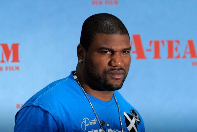 Der Schauspieler Quinton Rampage Jackson posiert am Freitag, 30. Juli 2010, in Berlin bei einem Pressetermin fuer den Film