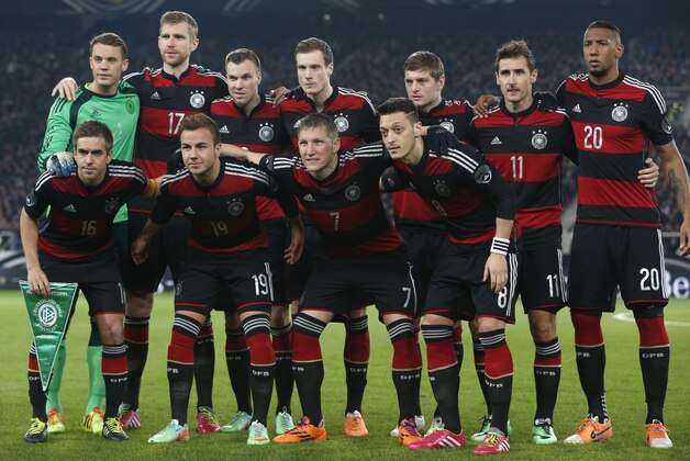 Team Germany pose prior to their international friendly soccer match between Germany and Chile in Stuttgart, Germany, Wednesday, March 5, 2014. (AP Photo/Matthias Schrader)