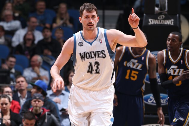 MINNEAPOLIS, MN - April 16: Kevin Love #42 of the Minnesota Timberwolves looks up the court gainst the Utah Jazz during the game on April 16, 2014 at Target Center in Minneapolis, Minnesota. NOTE TO USER: User expressly acknowledges and agrees that, by downloading and or using this Photograph, user is consenting to the terms and conditions of the Getty Images License Agreement. Mandatory Copyright Notice: Copyright 2014 NBAE (Photo by David Sherman/NBAE via Getty Images)