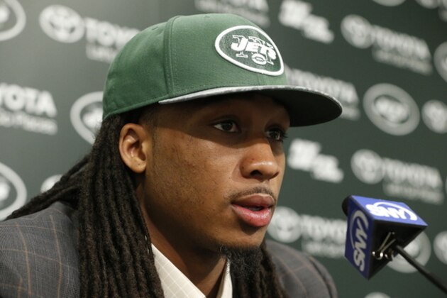 Calvin Pryor, who was drafted by the New York Jets with the 18th pick in the first round of the NFL football draft the night before, talks to the press, Friday, May 9, 2014, in Florham Park, N.J. (AP Photo/Julio Cortez)