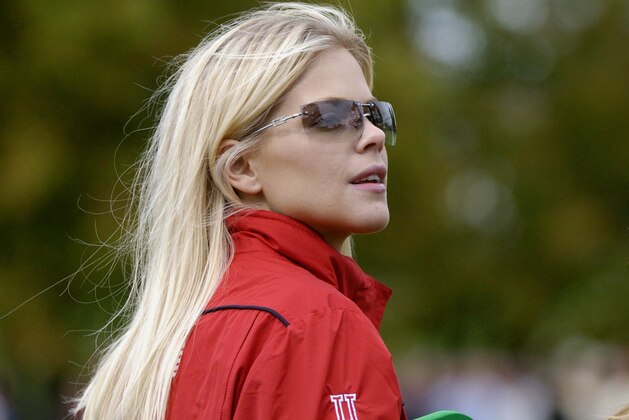 Elin Nordegren, Tiger Woods' girlfriend, watches  four-ball competition at    the 2004 Ryder Cup in Detroit, Michigan, September 17, 2004. (Photo by Al Messerschmidt/WireImage)