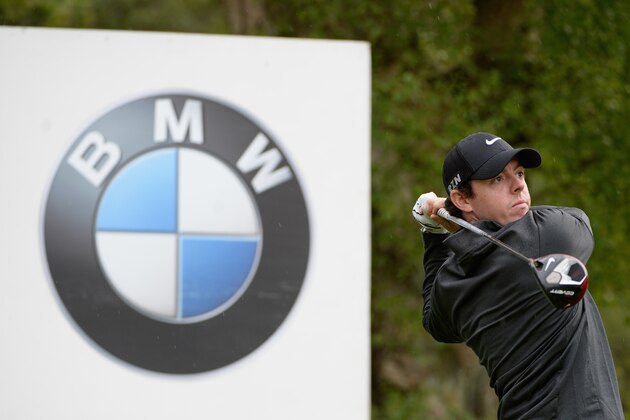 VIRGINIA WATER, ENGLAND - MAY 22:   Rory McIlroy of Northern Ireland  tees off during day one of the BMW PGA Championship at Wentworth on May 22, 2014 in Virginia Water, England.  (Photo by Ross Kinnaird/Getty Images)
