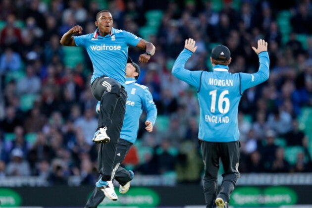 LONDON, ENGLAND - MAY 22:  Chris Jordan of England celebrates taking the wicket of Dinesh Chandimal of Sri Lanka during the 1st Royal London One Day International match between England and Sri Lanka at The Kia Oval on May 22, 2014 in London, England.  (Photo by Tom Shaw/Getty Images)