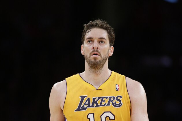 Los Angeles Lakers' Pau Gasol, of Spain, walks down the court during the first half of an NBA basketball game against the Los Angeles Clippers on Thursday, March 6, 2014, in Los Angeles. (AP Photo/Jae C. Hong)