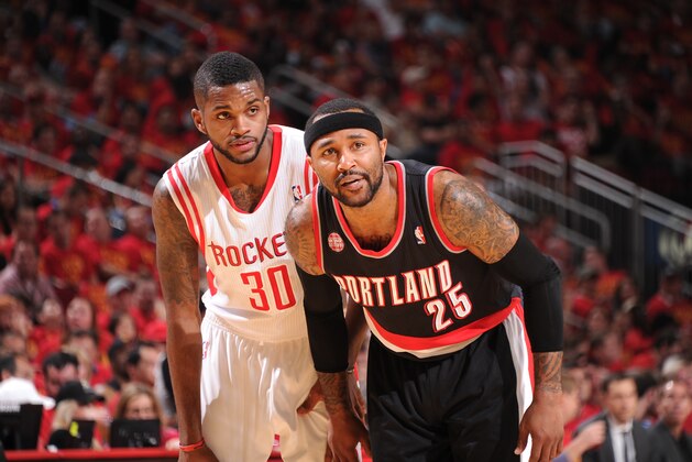 HOUSTON, TX - APRIL 30: Mo Williams #25 of the Portland Trail Blazers looks on against the Houston Rockets in Game Five of the Western Conference Quarterfinals during the 2014 NBA Playoffs on April 30, 2014 at the Toyota Center in Houston, Texas. NOTE TO USER: User expressly acknowledges and agrees that, by downloading and or using this photograph, User is consenting to the terms and conditions of the Getty Images License Agreement. Mandatory Copyright Notice: Copyright 2014 NBAE (Photo by Bill Baptist/NBAE via Getty Images)