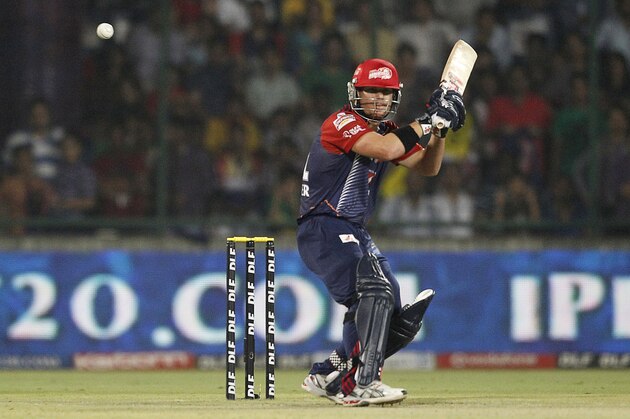 Delhi Daredevils' David Warner bats  during an Indian Premier League (IPL) cricket matchagainst Kings XI Punjab in New Delhi, India, Tuesday, May 15, 2012. (AP Photo/ Manish Swarup)