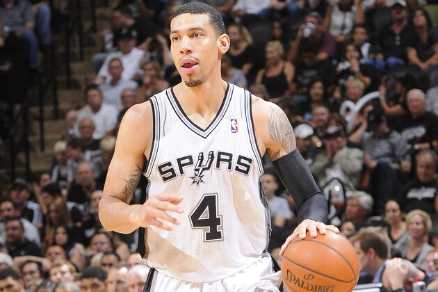 SAN ANTONIO, TX - MAY 21: Danny Green #4 of the The San Antonio Spurs dribbles up the court against The Oklahoma City Thunder in Game Two of the Western Conference Finals during the 2014 NBA Playoffs on May 21, 2014 at the AT&T Center in San Antonio, Texas. NOTE TO USER: User expressly acknowledges and agrees that, by downloading and/or using this Photograph, user is consenting to the terms and conditions of the Getty Images License Agreement. Mandatory Copyright Notice: Copyright 2014 NBAE (Photo by D. Clarke Evans/NBAE via Getty Images)