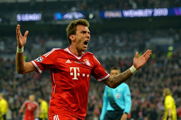 LONDON, ENGLAND - MAY 25:  Mario Mandzukic of Bayern Muenchen celebrates after scoring a goal during the UEFA Champions League final match between Borussia Dortmund and FC Bayern Muenchen at Wembley Stadium on May 25, 2013 in London, United Kingdom.  (Photo by Shaun Botterill/Getty Images)