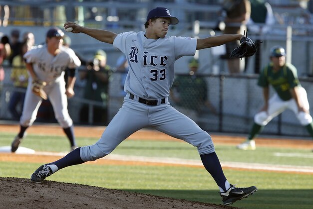 Rice starting pitcher Zech Lemond throws in the first inning of Rice's game against Oregon during an NCAA college baseball regional tournament game in Eugene, Ore., on Monday, June 3, 2013.  (AP Photo/Brian Davies)