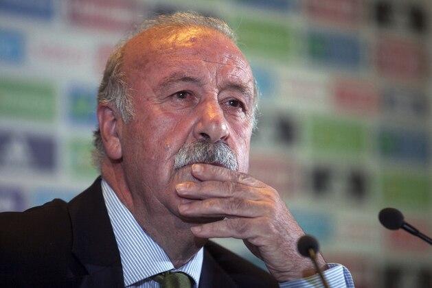 Spain's soccer coach Vicente Del Bosque  at a news conference in Madrid, Spain, Sunday, May 25, 2014. (AP Photo/Gabriel Pecot)