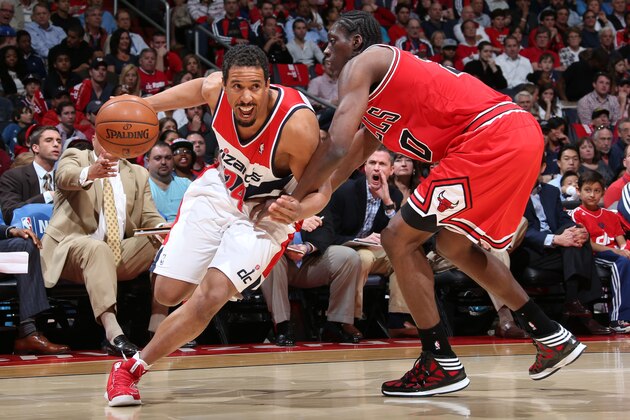 WASHINGTON, DC - APRIL 27:  Andre Miller #24 of the Washington Wizards handles the ball against the Chicago Bulls during Game Four of the Eastern Conference Quarterfinals on April 27, 2014 at the Verizon Center in Washington, DC.  NOTE TO USER: User expressly acknowledges and agrees that, by downloading and/or using this Photograph, user is consenting to the terms and conditions of the Getty Images License Agreement. Mandatory Copyright Notice: Copyright 2014 NBAE (Photo by Ned Dishman/NBAE via Getty Images)