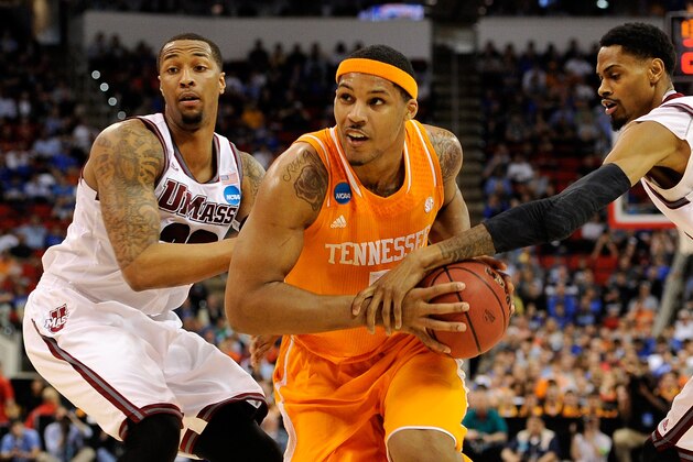 RALEIGH, NC - MARCH 21:  Jarnell Stokes #5 of the Tennessee Volunteers drives to the basket against the Massachusetts Minutemen in the second round of the 2014 NCAA Men's Basketball Tournament at PNC Arena on March 21, 2014 in Raleigh, North Carolina.  (Photo by Grant Halverson/Getty Images)