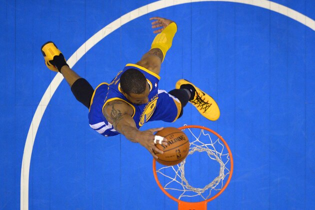 Golden State Warriors forward Andre Iguodala dunks during the second half in Game 5 of an opening-round NBA basketball playoff series against the Los Angeles Clippers, Wednesday, April 30, 2014, in Los Angeles. The Clippers won 113-103. (AP Photo)