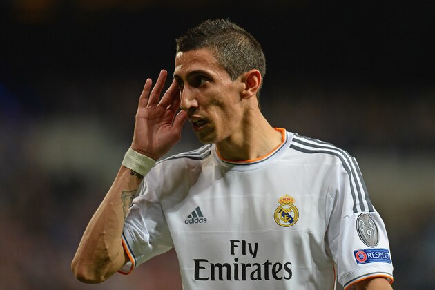 MADRID, SPAIN - APRIL 23:  Angel Di Maria of Real Madrid in action during the UEFA Champions League semi-final first leg match between Real Madrid and FC Bayern Muenchen at the Estadio Santiago Bernabeu on April 23, 2014 in Madrid, Spain.  (Photo by Mike Hewitt/Getty Images)