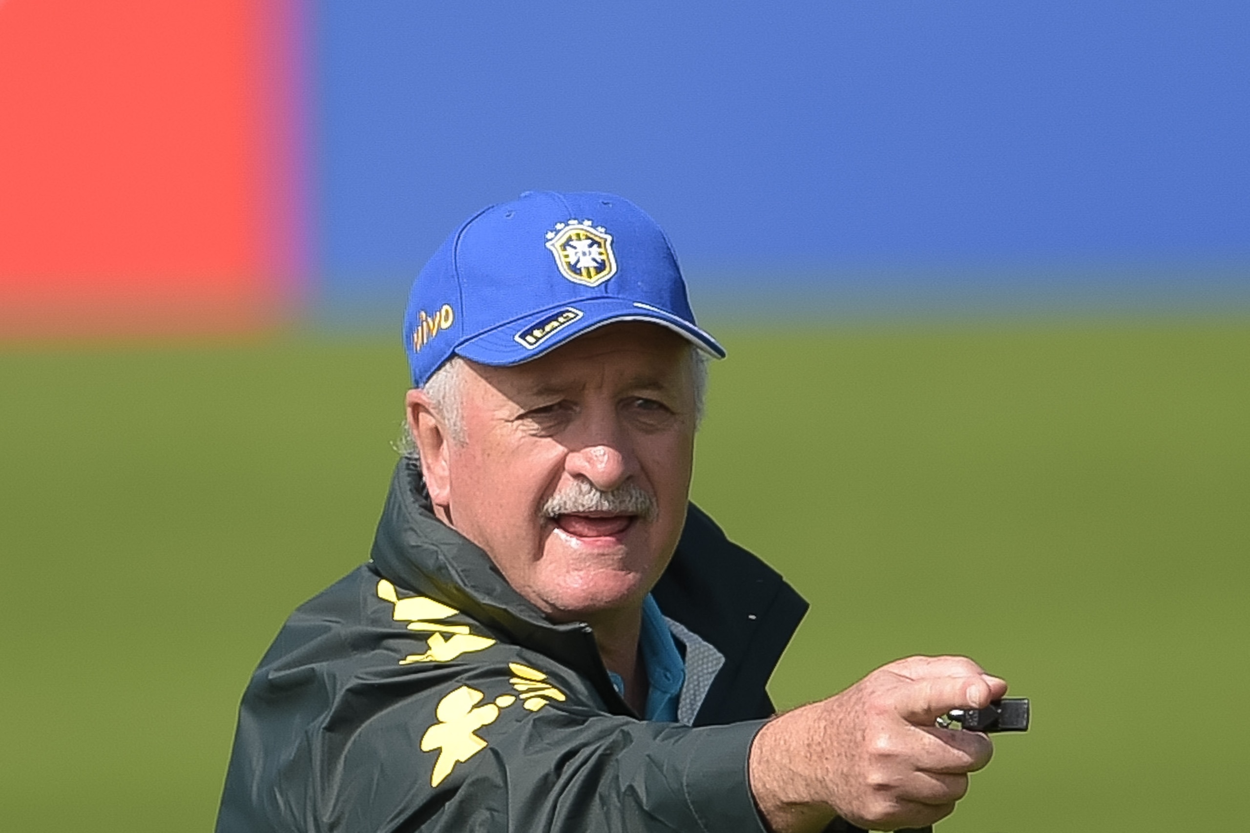 TERESOPOLIS, BRAZIL - JUNE 01: Head coach Luiz Felipe Scolari in action during a training session of the Brazilian national football team at the squad's Granja Comary training complex, in Teresopolis, 90 km from downtown Rio de Janeiro on June 01, 2014 in Teresopolis, Brazil. (Photo by Buda Mendes/Getty Images)