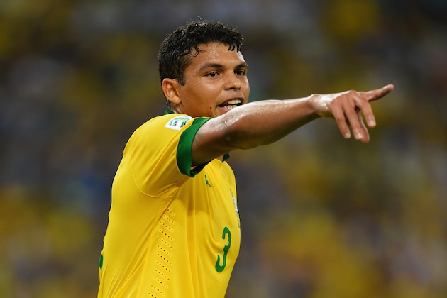 RIO DE JANEIRO, BRAZIL - JUNE 30:  Thiago Silva of Brazil points during the FIFA Confederations Cup Brazil 2013 Final match between Brazil and Spain at Maracana on June 30, 2013 in Rio de Janeiro, Brazil.  (Photo by Laurence Griffiths/Getty Images)