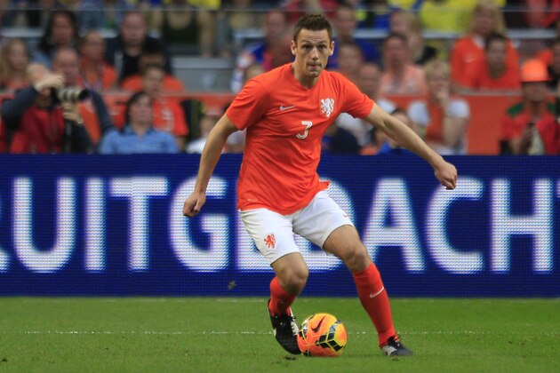 Netherlands' Stefan de Vrij plays the ball during the international friendly soccer match between Netherlands and Ecuador at ArenA stadium in Amsterdam, Netherlands, Saturday, May 17, 2014. (AP Photo/Peter Dejong)
