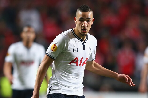LISBON, PORTUGAL - MARCH 20:  Nabil Bentaleb of Tottenham Hotspur during the UEFA Europa League Round of 16 2nd leg match between  SL Benfica and Tottenham Hotspur at Estadio da Luz on March 20, 2014 in Lisbon, Portugal.  (Photo by Michael Steele/Getty Images)