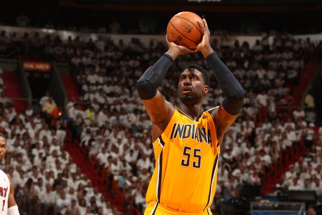 MIAMI, FL - MAY 30: Roy Hibbert #55 of the Indiana Pacers shoots against the Miami Heat in Game Six of the Eastern Conference Finals during the 2014 NBA Playoffs on May 30, 2014 in Miami, Fl. NOTE TO USER: User expressly acknowledges and agrees that, by downloading and or using this photograph, User is consenting to the terms and conditions of the Getty Images License Agreement. Mandatory Copyright Notice: Copyright 2014 NBAE  (Photo by Issac Baldizon/NBAE via Getty Images)