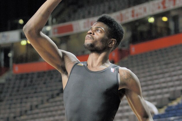 MANCHESTER, ENGLAND - OCTOBER 7:  Nerlens Noel #4 of the Philadelphia 76ers practice getting ready for their game against the Oklahoma City Thunder as part of the NBA Global Games on October 7, 2013 at the Phones 4u Arena in Manchester, England. NOTE TO USER: User expressly acknowledges and agrees that, by downloading and or using this Photograph, user is consenting to the terms and conditions of the Getty Images License Agreement. Mandatory Copyright Notice: Copyright 2013 NBAE (Photo by Layne Murdoch Jr./NBAE via Getty Images)