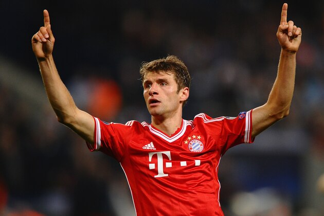 MANCHESTER, ENGLAND - OCTOBER 02:  Thomas Muller of FC Bayern Muenchen celebrates scoring the second goal during the UEFA Champions League Group D match between Manchester City and  FC Bayern Muenchen at Etihad Stadium on October 2, 2013 in Manchester, England.  (Photo by Laurence Griffiths/Getty Images)