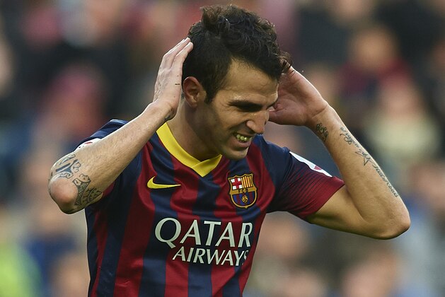 BARCELONA, SPAIN - FEBRUARY 01:  Cesc Fabregas of FC Barcelona reacts as he fails to score during the La Liga match between FC Barcelona and Valencia CF at Camp Nou on February 1, 2014 in Barcelona, Spain.  (Photo by Manuel Queimadelos Alonso/Getty Images)