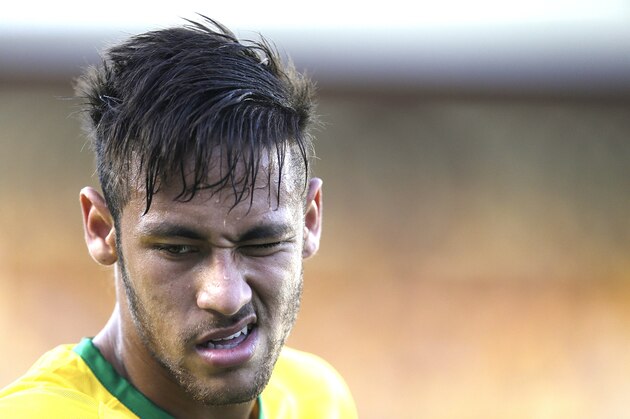 Brazil's Neymar gestures during a friendly soccer match against Panama at the Serra Dourada stadium in Goiania, Brazil, Tuesday, June 3, 2014. Brazil is preparing for the World Cup soccer tournament that starts on 12 June. (AP Photo/Andre Penner)