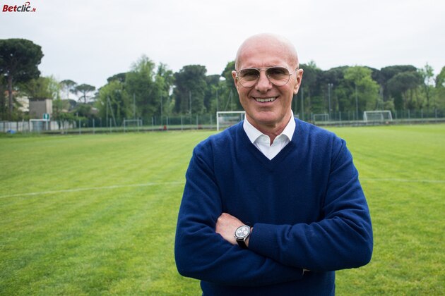 TEL AVIV, ISRAEL - JUNE 11: UEFA President Michel Platini (R) and Arrigo Sacchi attend the UEFA European U21 Championship Group A match between Norway and Italy at Bloomfield Stadium on June 11, 2013 in Tel Aviv, Israel.  (Photo by Alex Grimm/Getty Images)