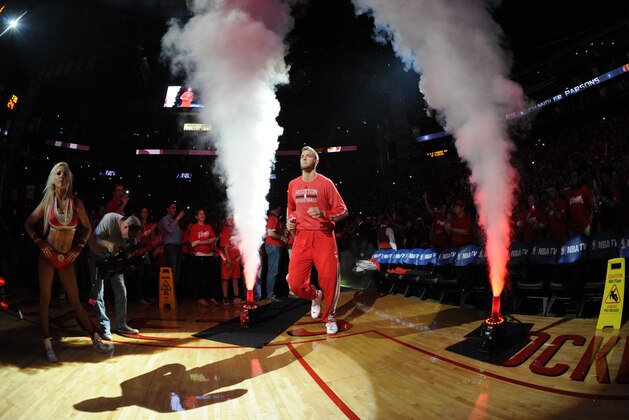 HOUSTON, TX - APRIL 20:  Chandler Parsons #25 of the Houston Rockets is announced before the game against the Portland Trail Blazers in Game One of the Western Conference Quarterfinals during the 2014 NBA Playoffs on April 20, 2014 at the Toyota Center in Houston, Texas. NOTE TO USER: User expressly acknowledges and agrees that, by downloading and or using this photograph, User is consenting to the terms and conditions of the Getty Images License Agreement. Mandatory Copyright Notice: Copyright 2014 NBAE (Photo by Bill Baptist/NBAE via Getty Images)