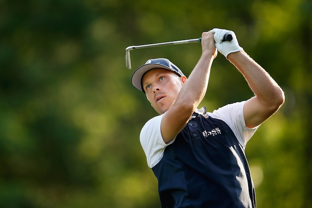 MEMPHIS, TN - JUNE 05:  Ben Crane hits a tee shot on the fourth hole during the first round of the FedEx St. Jude Classic at the TPC Southwind on June 5, 2014 in Memphis, Tennessee.  (Photo by Christian Petersen/Getty Images)