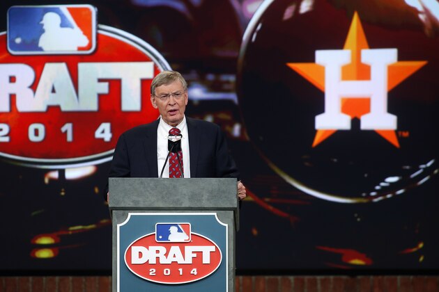 SECAUCUS, NJ - JUNE 5: Commissioner Allan H. Bud Selig announces that the Houston Astros have selected Brady Aiken number one overall during the MLB First-Year Player Draft at the MLB Network Studio on June 5, 2014 in Secacucus, New Jersey. (Photo by Rich Schultz/Getty Images)