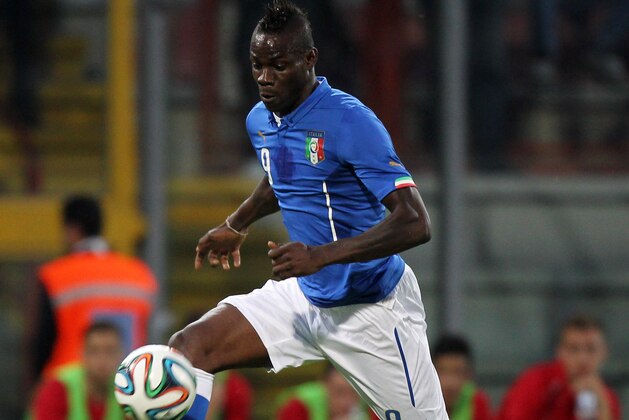 PERUGIA, ITALY - JUNE 04: Mario Balotelli of Italy in action during the international friendly match between Italy and Luxembourg on June 4, 2014 in Perugia, Italy. (Photo by Paolo Bruno/Getty Images) PERUGIA, ITALY - JUNE 04: Mario Balotelli of Italy in action during the international friendly match between Italy and Luxembourg on June 4, 2014 in Perugia, Italy. (Photo by Paolo Bruno/Getty Images)