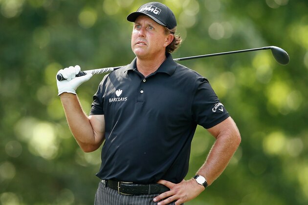 MEMPHIS, TN - JUNE 07:  Phil Mickelson prepares to hit a tee shot on the fifth hole during the third round of the FedEx St. Jude Classic at the TPC Southwind on June 7, 2014 in Memphis, Tennessee.  (Photo by Christian Petersen/Getty Images)