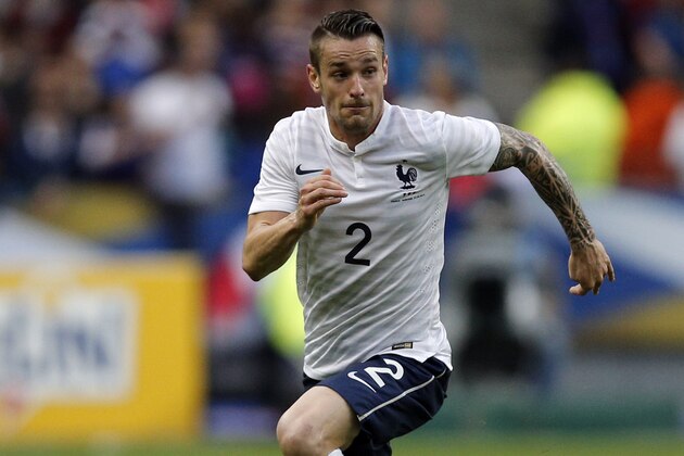 Mathieu Debuchy of France, runs during the friendly soccer match between France and Norway at the Stade de France stadium in Saint Denis, outside Paris, Tuesday, May 27, 2014. France are preparing for the upcoming soccer World Cup in Brazil starting on 12 June. (AP Photo/Christophe Ena)