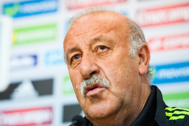 SEVILLE, SPAIN - MAY 29:  Head coach Vicente Del Bosque of Spain faces the media during a press conference ahead of their international friendly match against Bolivia at the Ramon Sanchez Pizjuan stadium on May 29, 2014 in Seville, Spain.  (Photo by David Ramos/Getty Images)