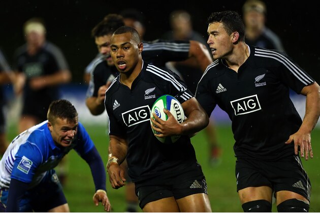 AUCKLAND, NEW ZEALAND - JUNE 10: Tevita Li of New Zealand makes a break during the 2014 Junior World Championship match between New Zealand and Scotland at ECOLight Stadium, Pukekohe on June 10, 2014 in Auckland, New Zealand. (Photo by Simon Watts/Getty Images) AUCKLAND, NEW ZEALAND - JUNE 10: Tevita Li of New Zealand makes a break during the 2014 Junior World Championship match between New Zealand and Scotland at ECOLight Stadium, Pukekohe on June 10, 2014 in Auckland, New Zealand. (Photo by Simon Watts/Getty Images)
