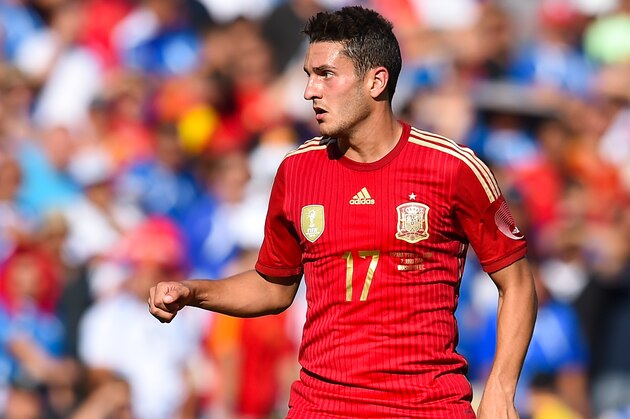 LANDOVER, MD - JUNE 07:  Koke of Spain runs with the ball during an international friendly match between El Salvador and Spain at FedExField on June 7, 2014 in Landover, Maryland.  (Photo by David Ramos/Getty Images)