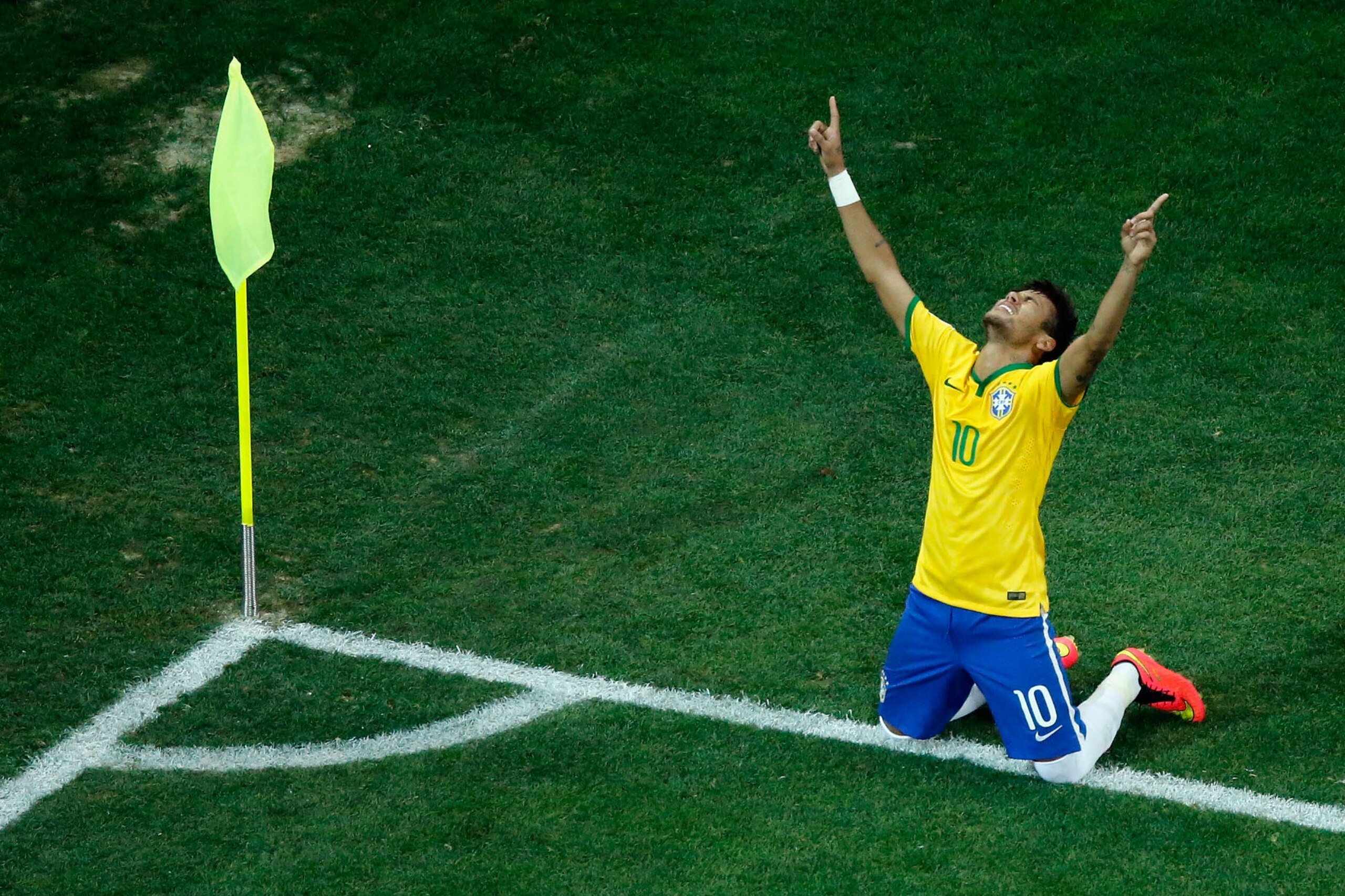 SAO PAULO, BRAZIL - JUNE 12: Neymar of Brazil celebrates scoring his second goal on a penalty kick in the second half during the 2014 FIFA World Cup Brazil Group A match between Brazil and Croatia at Arena de Sao Paulo on June 12, 2014 in Sao Paulo, Brazil. (Photo by Fabrizio Bensch - Pool/Getty Images) SAO PAULO, BRAZIL - JUNE 12: Neymar of Brazil celebrates scoring his second goal on a penalty kick in the second half during the 2014 FIFA World Cup Brazil Group A match between Brazil and Croatia at Arena de Sao Paulo on June 12, 2014 in Sao Paulo, Brazil. (Photo by Fabrizio Bensch - Pool/Getty Images)