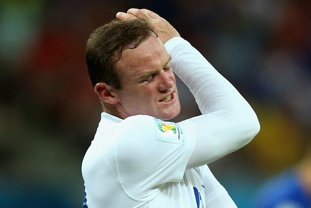 MANAUS, BRAZIL - JUNE 14:  Wayne Rooney of England reacts during the 2014 FIFA World Cup Brazil Group D match between England and Italy at Arena Amazonia on June 14, 2014 in Manaus, Brazil.  (Photo by Richard Heathcote/Getty Images)