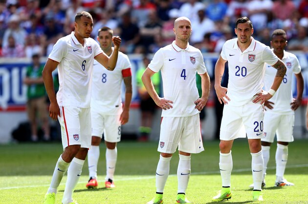HARRISON, NJ - JUNE 01:  John Brooks #6 of United States and teammates Clint Dempsey #8,Michael Bradley #4,Geoff Cameron #20 and Julian Green #16 wait for the corner kick in the second half against Turkey during an international friendly match at Red Bull Arena on June 1, 2014 in Harrison, New Jersey.The United States defeated Turkey 2-1.  (Photo by Elsa/Getty Images)