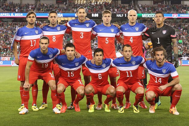 GLENDALE, AZ - APRIL 02:  Team USA; (Top L-R) Chris Wondolowski #17,  Clint Dempsey #8, Omar Gonzalez #3,  Matt Besler #5, Michael Bradley #4 and goalkeeper Nick Rimando #1 (Bottom L-R) Graham Zusi #19, Michael Parkhurst #15, Tony Beltran #6, Brad Davis #11 and Kyle Beckerman #14 pose for a group photo before the International Friendly against Meixco at University of Phoenix Stadium on April 2, 2014 in Glendale, Arizona.  (Photo by Christian Petersen/Getty Images)