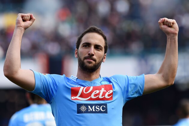 NAPLES, ITALY - APRIL 13:  Gonzalo Higuain of Napoli celebrates after scoring the goal 2-1 during the Serie A match between SSC Napoli and SS Lazio at Stadio San Paolo on April 13, 2014 in Naples, Italy.  (Photo by Giuseppe Bellini/Getty Images)