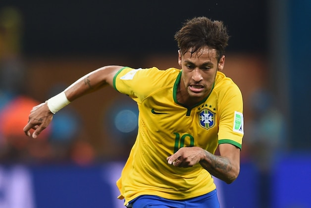 SAO PAULO, BRAZIL - JUNE 12:  Neymar of Brazil on the ball during the 2014 FIFA World Cup Brazil Group A match between Brazil and Croatia at Arena de Sao Paulo on June 12, 2014 in Sao Paulo, Brazil.  (Photo by Buda Mendes/Getty Images)