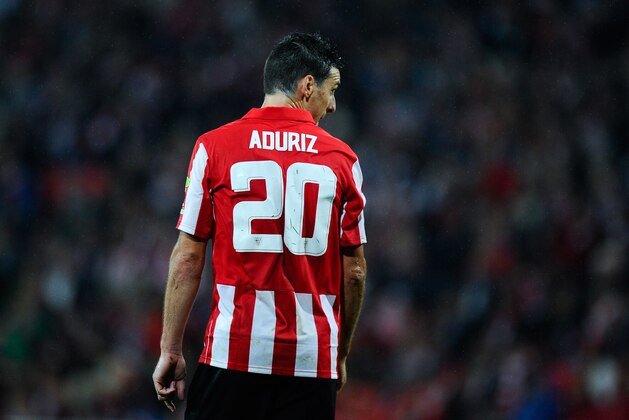 BILBAO, SPAIN - SEPTEMBER 16:  Aritz Aduriz of Athletic Club looks on during the La Liga match between Athletic Club and RC Celta de Vigo at San Mames Stadium on September 16, 2013 in Bilbao, Spain.  (Photo by David Ramos/Getty Images)