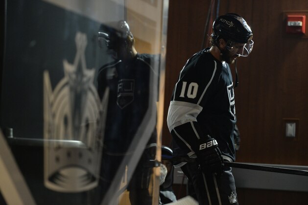 LOS ANGELES, CA - MAY 24:  Mike Richards #10 of the Los Angeles Kings makes his way out of the locker room to take on the Chicago Blackhawks in Game Three of the Third Round of the 2014 Stanley Cup Playoffs at Staples Center on May 24, 2014 in Los Angeles, California. (Photo by Andrew D. Bernstein/NHLI via Getty Images)