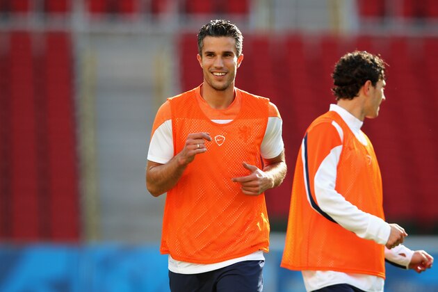 PORTO ALEGRE, BRAZIL - JUNE 17:  Robin van Persie in action during the Netherlands training session at the 2014 FIFA World Cup Brazil held at the Estadio Beira-Rio on June 17, 2014 in Porto Alegre, Brazil.  (Photo by Dean Mouhtaropoulos/Getty Images)