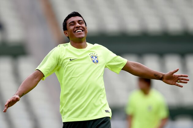 FORTALEZA, BRAZIL - JUNE 16:  Paulinho of Brazil takes part during a training session at Castelao Stadium on June 16, 2014 in Fortaleza, Brazil.  (Photo by Buda Mendes/Getty Images)